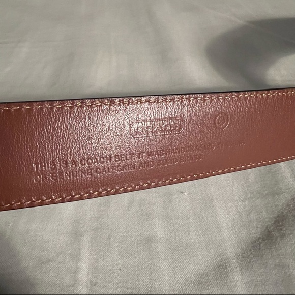 Men’s Coach Belt Dark Brown with Gold Hardware 90 cm - Picture 3 of 4